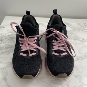 Brooks Lavitate 2 running shoes black gray and pink